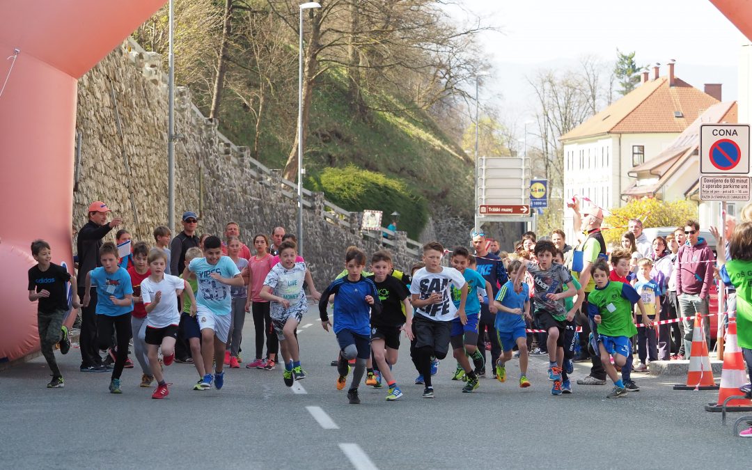 13. Tek po ulicah Tržiča za osnovne šole_6.4.2019